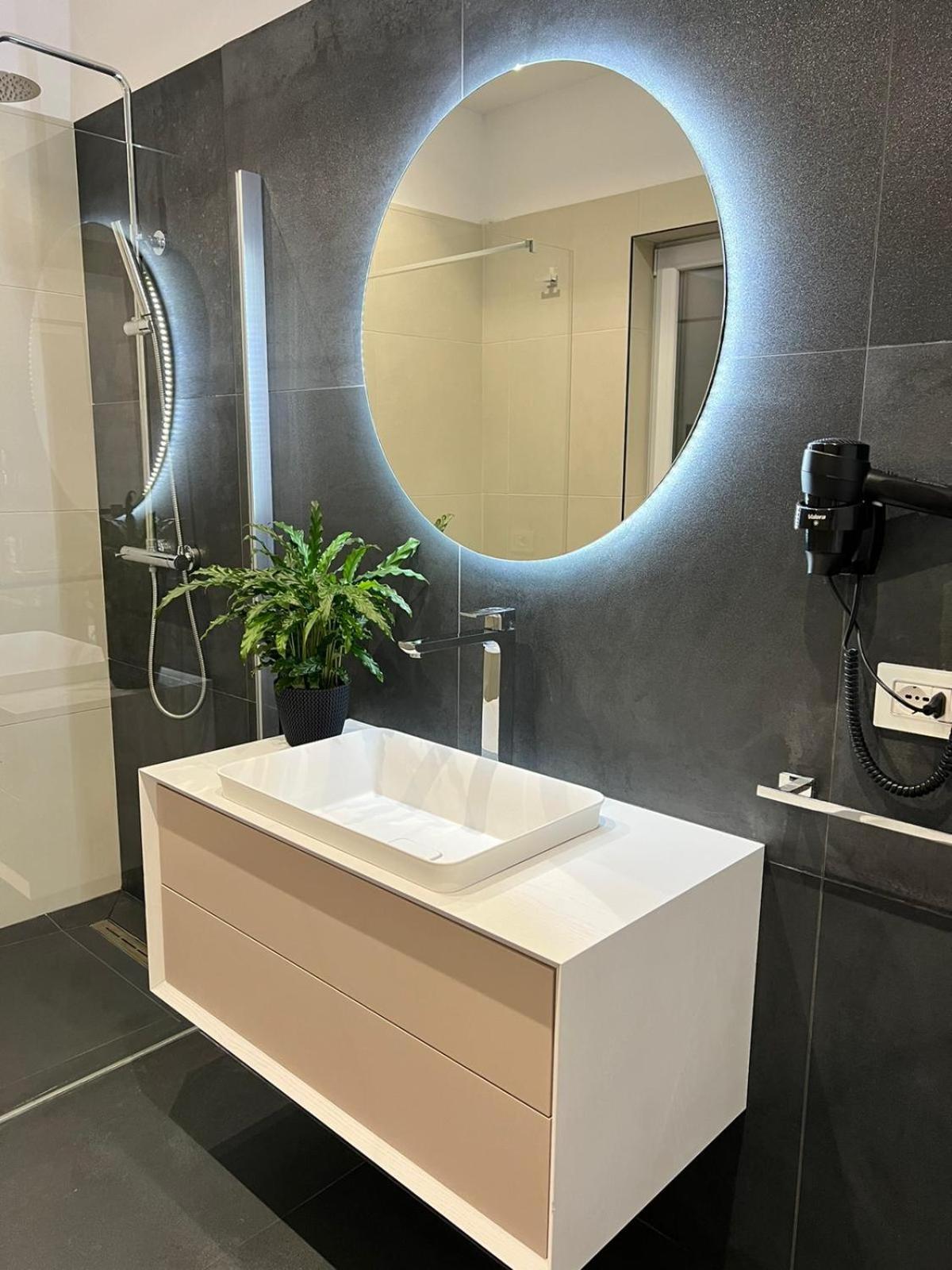 Pensiunea Villa D'Amici Mosnita Noua 외부 사진